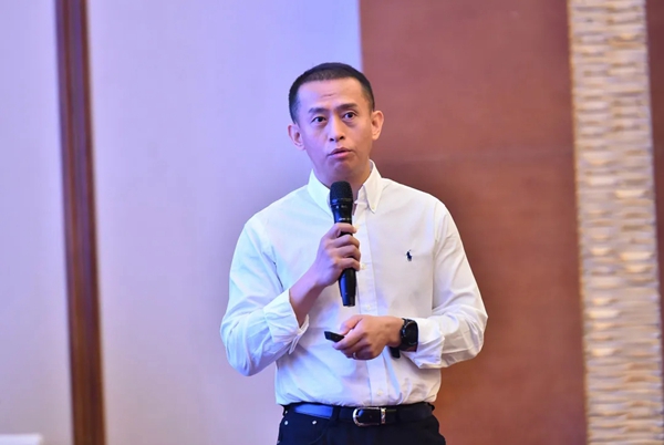 马可波罗陶瓷2021年中总裁峰会隆重举行