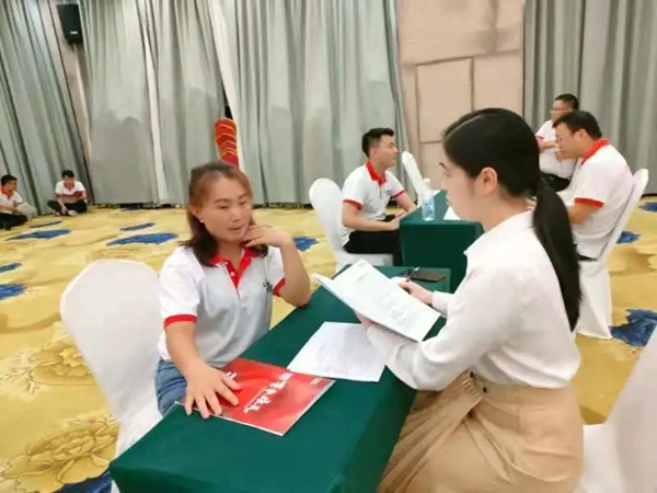 金牌亚洲瓷砖终端成交系统集训营首站圆满结营! 金牌亚洲瓷砖终端成交系统集训营首站圆满结营!