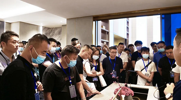 欧蒂尼家居2021严选店招商峰会火爆收官 欧蒂尼家居2021严选店招商峰会火爆收官