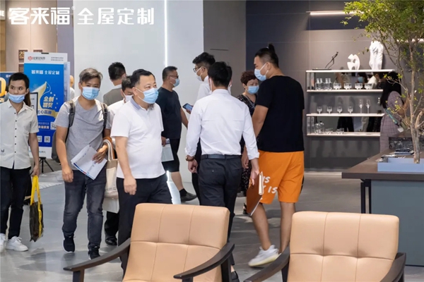 中国建博会（广州）|客来福全屋定制燃爆七月，四天签约156家