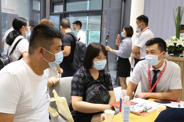 中国建博会（广州）|帝奥斯门窗释放强大势能