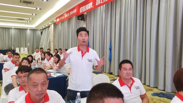 金牌亚洲瓷砖终端成交系统集训营首站圆满结营! 金牌亚洲瓷砖终端成交系统集训营首站圆满结营!
