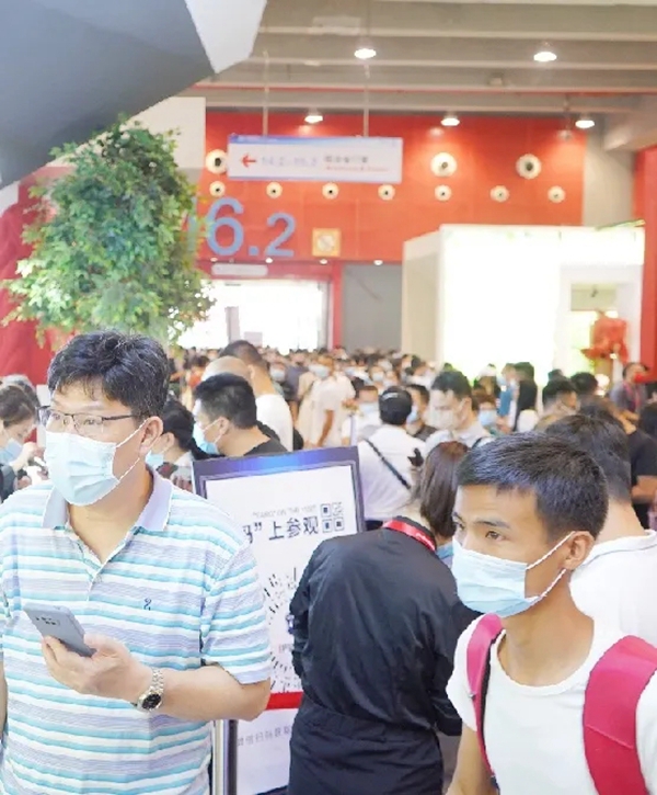 伊盾门窗|展位顶流 爆红出圈 以人气见证品牌实力 伊盾门窗|展位顶流 爆红出圈 以人气见证品牌实力