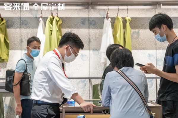 客来福全屋定制实力抢镜，引爆展会新高潮