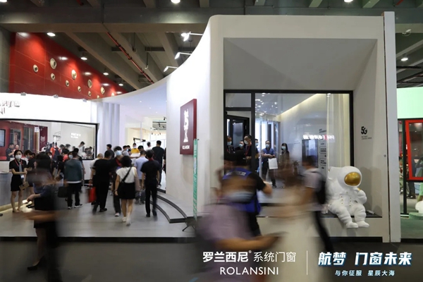 罗兰西尼系统门窗以创新唤醒生活的热情！