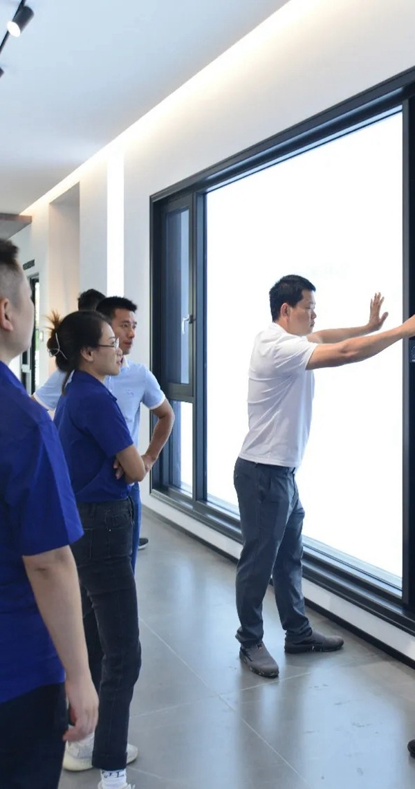 冠豪门窗新展厅升级呈现 开启品牌新征程