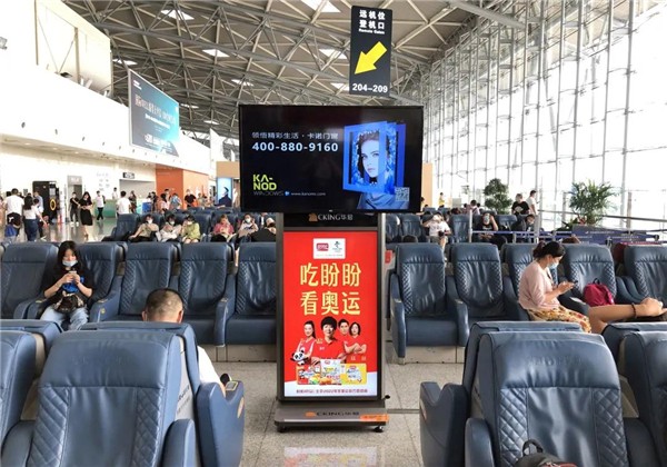 卡诺门窗广告正式在十大机场上线