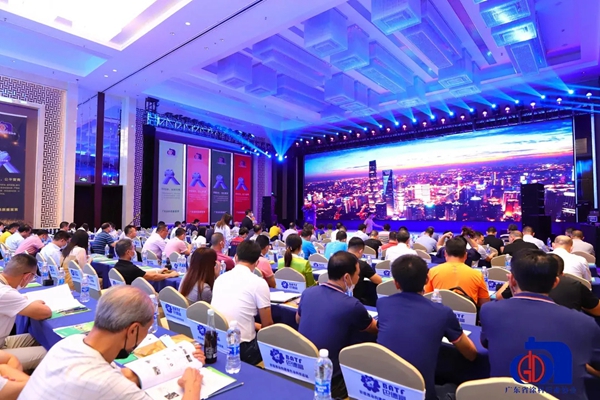 共筑精彩 | 展辰新材董事长陈冰当选广东省涂料行业协会新一任会长 共筑精彩 | 展辰新材董事长陈冰当选广东省涂料行业协会新一任会长