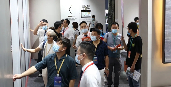 潭洲展|金丝玉玛K金星空岩板等新品大受好评