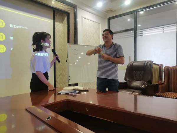 朗途瓷砖商学院 | 自我营销+帮扶客户双管齐下，共同成长