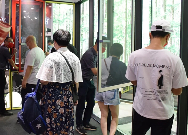 火爆|怡发门窗招商1天连下28城！
