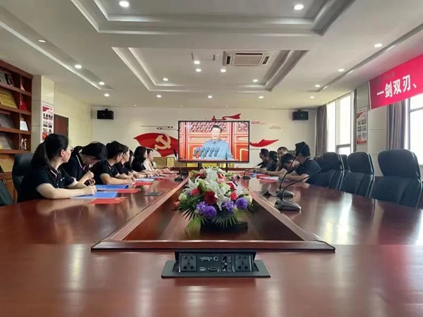 客来福举行庆祝建党100周年主题活动