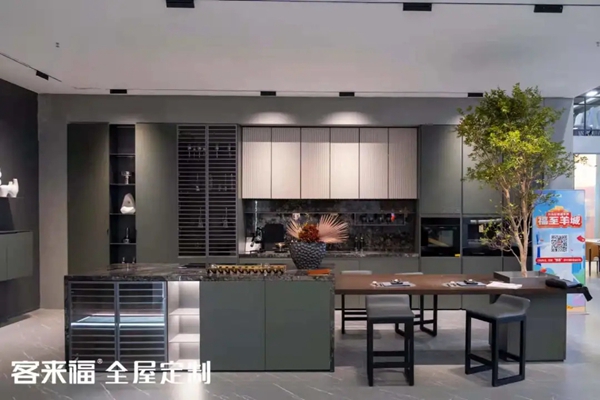 中国建博会（广州）|客来福全屋定制燃爆七月，四天签约156家