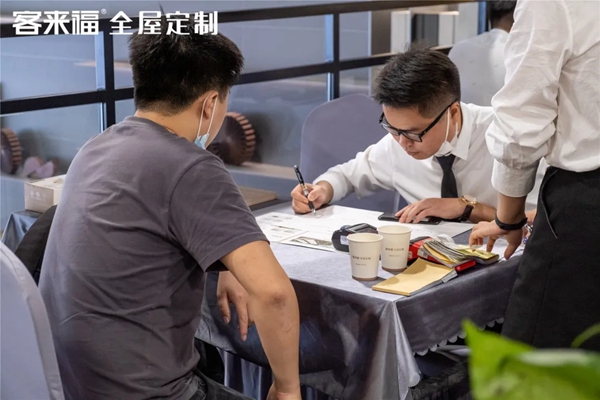 中国建博会（广州）|客来福全屋定制燃爆七月，四天签约156家