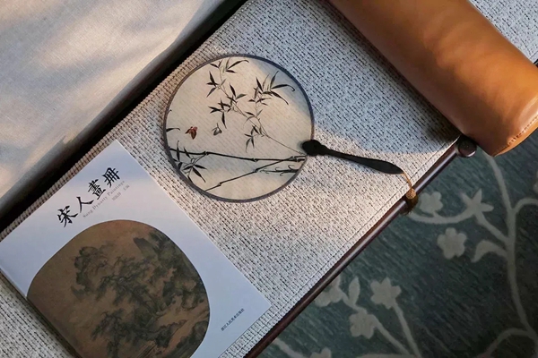 蝶装壁布新品推荐|墨韵竹风 月梅清影