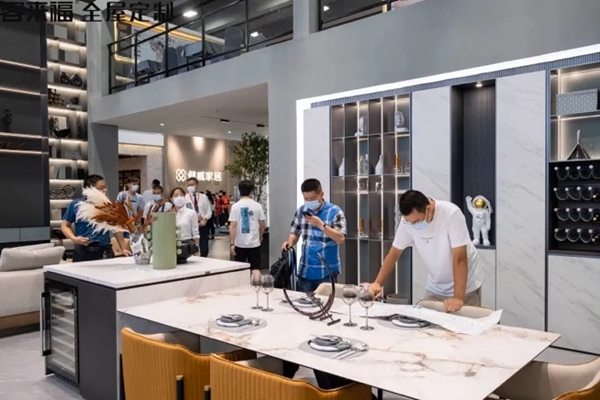 客来福全屋定制闪耀广州建博展，用实力和魅力征服全场！