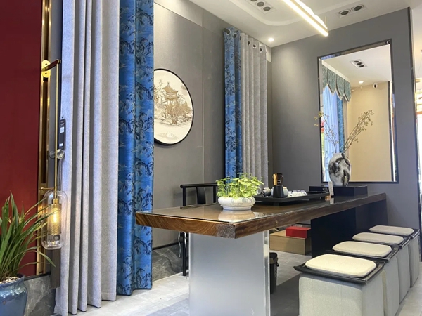 新店报到｜精致店堂大气养眼，汉中摩力克官宣登场！