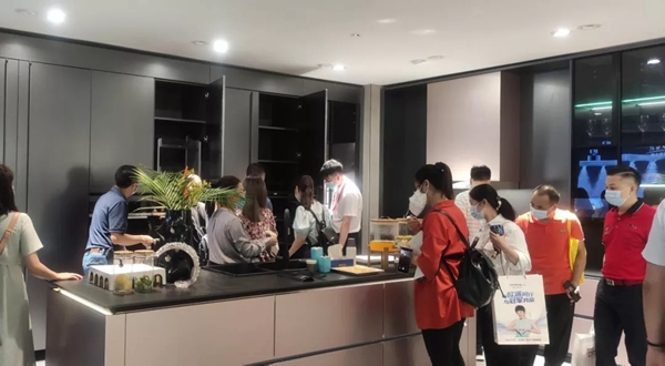 第23届中国建博会(广州) ▏箭牌家居定制体验馆圆满落幕,打造智慧大家居生态链! 第23届中国建博会(广州) ▏箭牌家居定制体验馆圆满落幕,打造智慧大家居生态链!