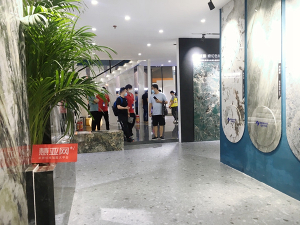 2021中国建博会（广州）丨雪狼岩板林志军：立足优势，打造全新岩板产品