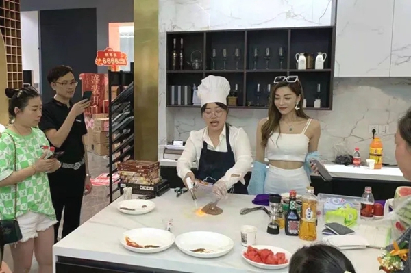 金牌亚洲瓷砖台州新店开业夺下159单