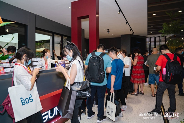 新豪轩门窗|德国红点奖空降广州建博会!