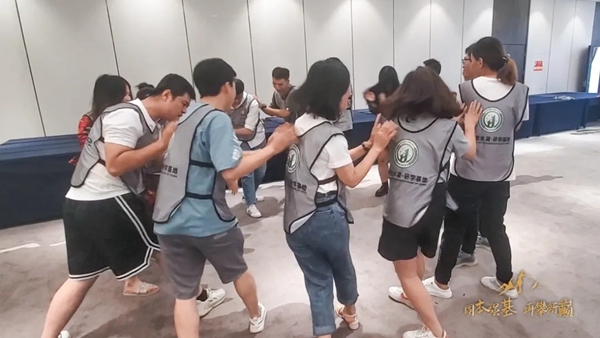 尚鼎定制家2021年中总结暨团建拓展活动圆满收官！