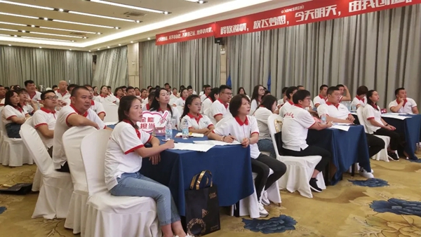 金牌亚洲瓷砖终端成交系统集训营首站圆满结营! 金牌亚洲瓷砖终端成交系统集训营首站圆满结营!