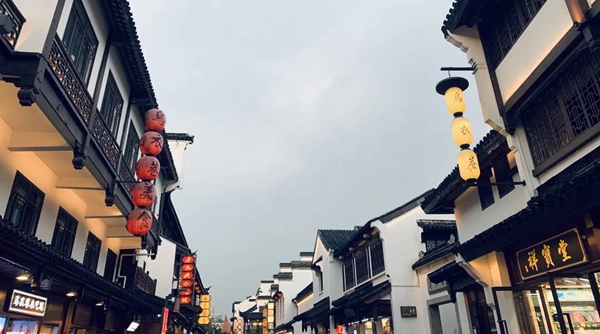 快乐工作·认真生活丨2021米兰壁纸·墙布·窗帘南京游圆满结束 快乐工作·认真生活丨2021米兰壁纸·墙布·窗帘南京游圆满结束