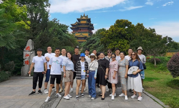 快乐工作·认真生活丨2021米兰壁纸·墙布·窗帘南京游圆满结束 快乐工作·认真生活丨2021米兰壁纸·墙布·窗帘南京游圆满结束