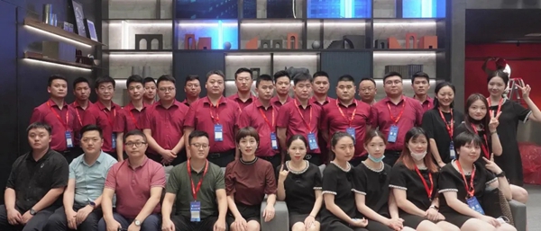 尚佰木门携全新美学展馆,绽放2021中国建博会(广州)
