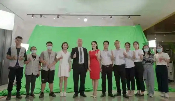 聚势启新，创领17载，帝奥斯门窗全能进阶！