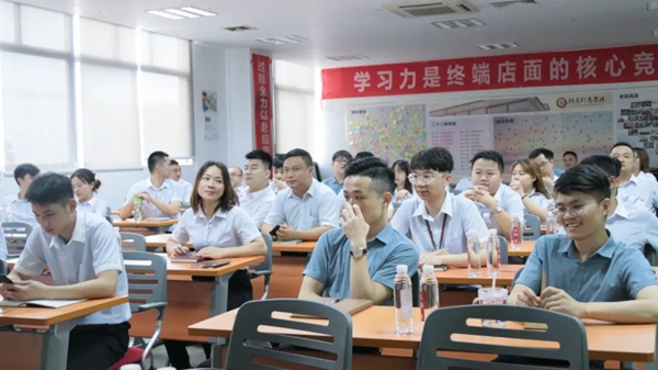 轩尼斯门窗8月全国联动启动会暨誓师大会成功召开