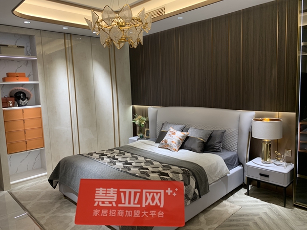 伊百丽轻奢定制李伟：用设计的5个力推动品牌战略升级