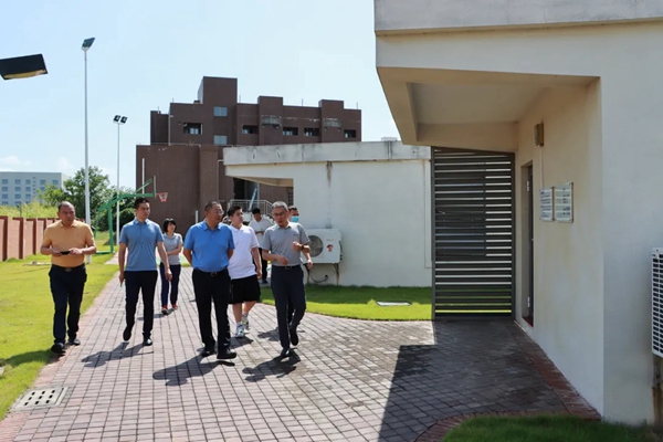 河南金沙集团董事长一行莅临贝克洛系统门窗参观交流