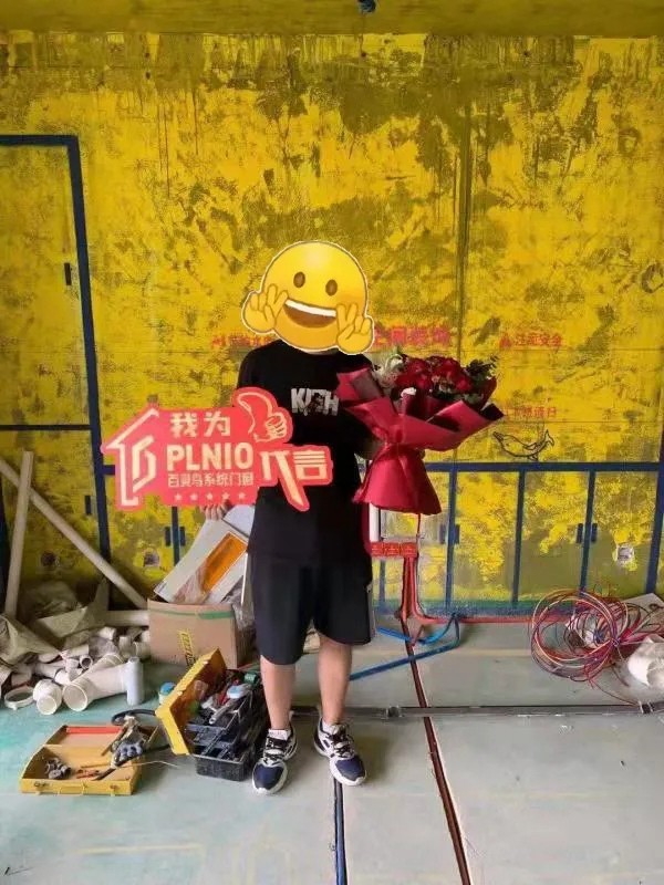 成图百灵鸟| 酷热的季节，火热的激情，用户的幸福是我们的目标！