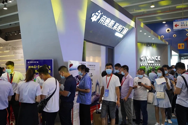 中国建博会（广州）|帝奥斯门窗释放强大势能