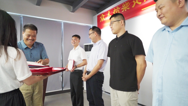 意博门窗管理人员任命暨下半年工作部署会成功召开