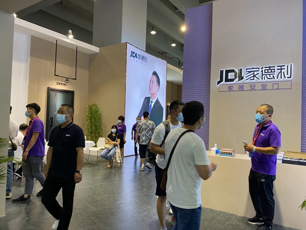 家德利门业中国建博会（广州）上精彩绽放！