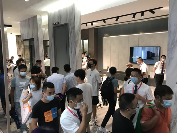 中国建博会(广州)|欧铂尼木门旗舰潮品群雄来袭!