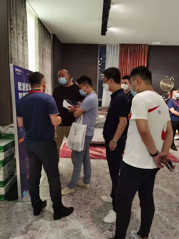 欧派高端软装强势亮相广州建博会