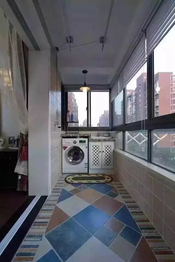 今天门窗:只要设计好 阳台也能实用又美观