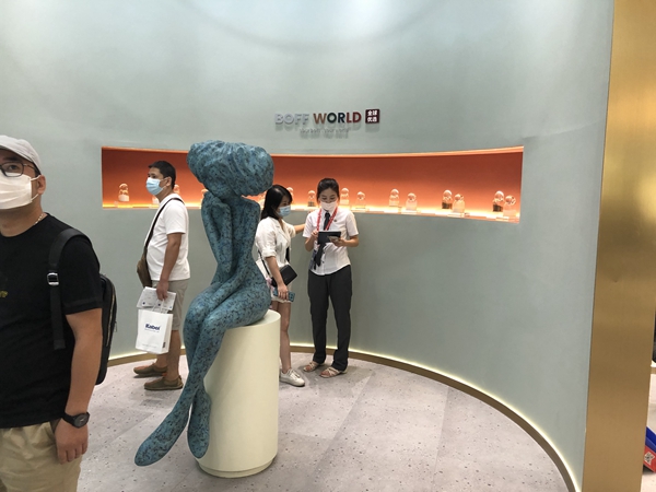 2021中国建博会（广州）丨铂芙李红军：工艺色彩新突破，让产品更具潮流