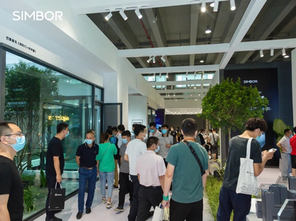 新标门窗燃爆中国建博会（广州）