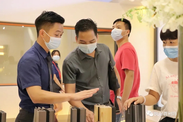 聚商共赢势不可挡|百利玛门窗全国招商