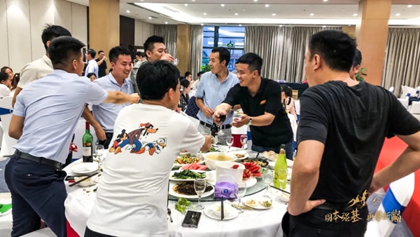 尚鼎定制家2021年中总结暨团建拓展活动圆满收官！