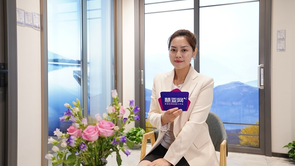 90后女老板创业  连开三家店