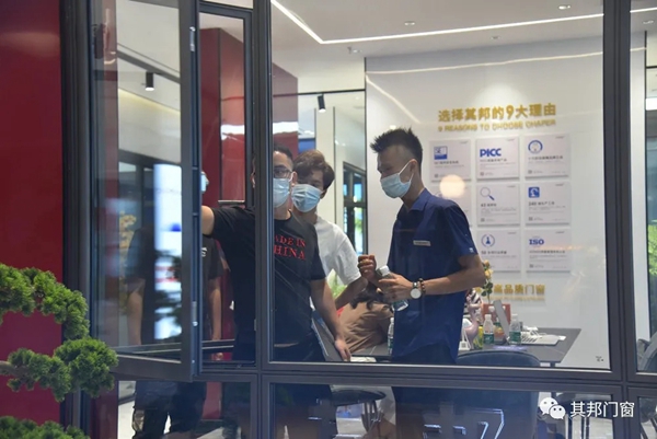 中国建博会（广州）|其邦门窗极简风展馆设计清雅吸睛