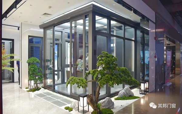 中国建博会（广州）|其邦门窗极简风展馆设计清雅吸睛