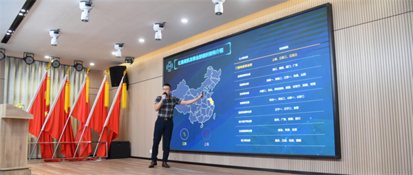 尚益达门窗：红星美凯龙集团领导莅临公司参观指导