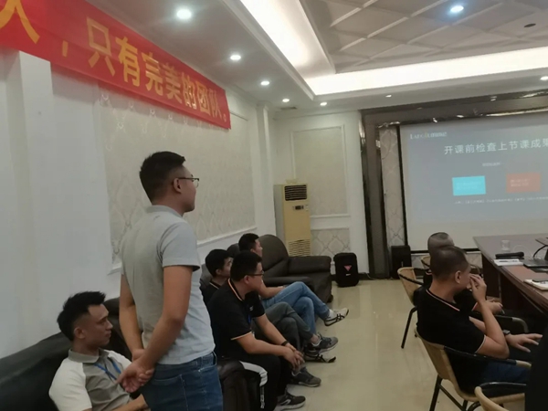 朗途瓷砖商学院 | 自我营销+帮扶客户双管齐下，共同成长